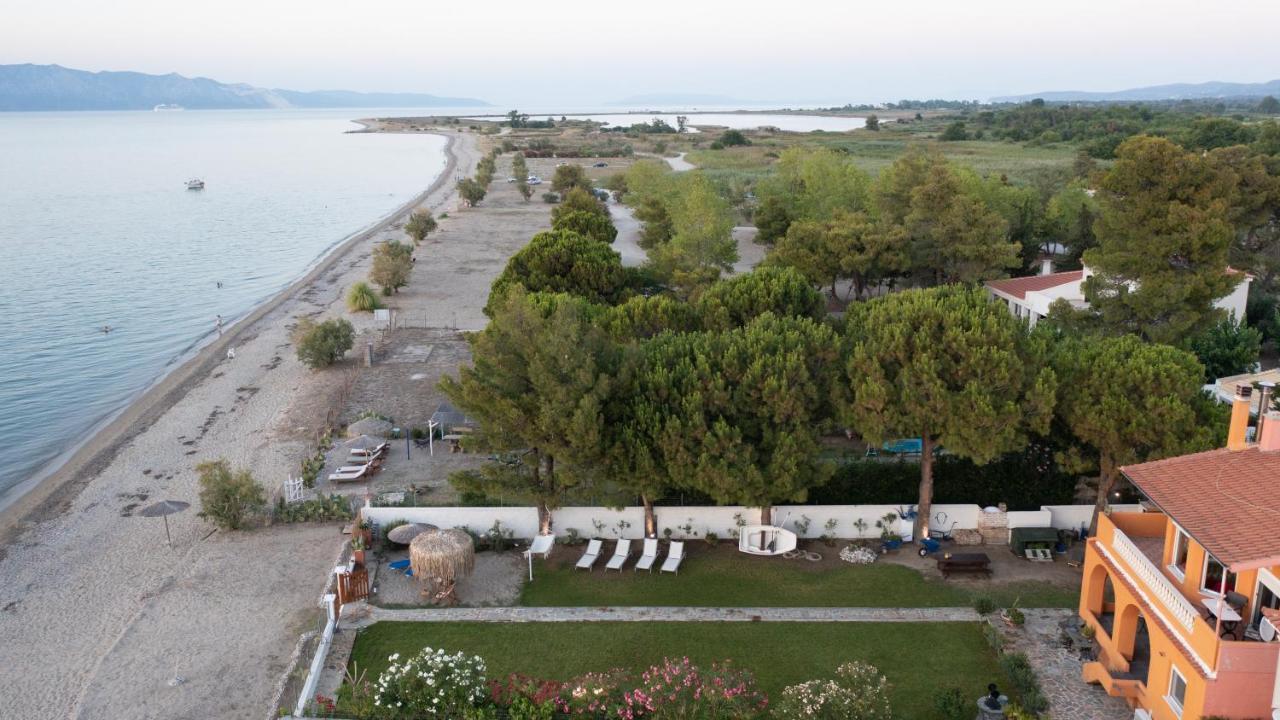 Pampas Seafront villa, 6 bedrooms, North Evvoia Kanatádhika Extérieur photo