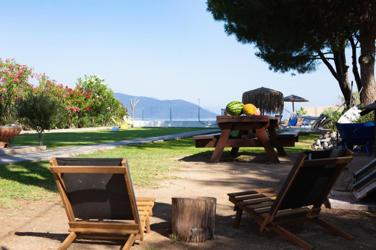 Pampas Seafront villa, 6 bedrooms, North Evvoia Kanatádhika Extérieur photo